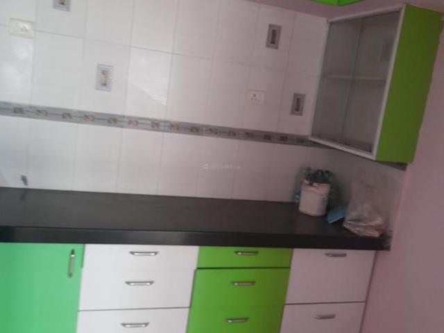 Flat for rent in Vapi, Valsad