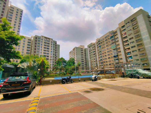 Flat for sale in Vadodara, Gujarat