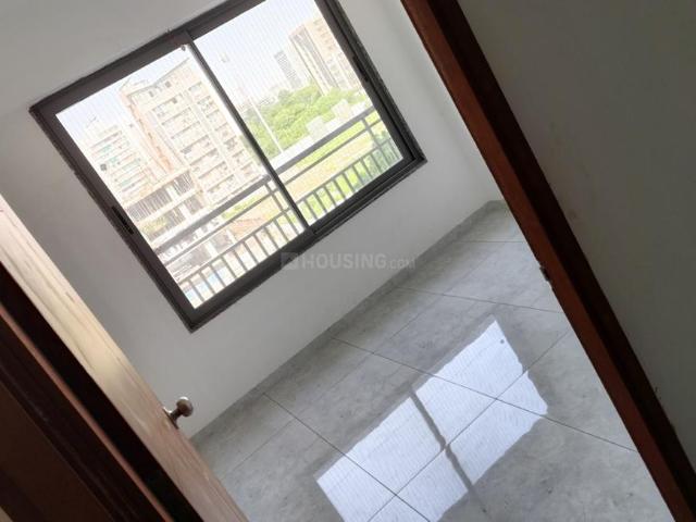Flat for rent in Tragad, Ahmedabad