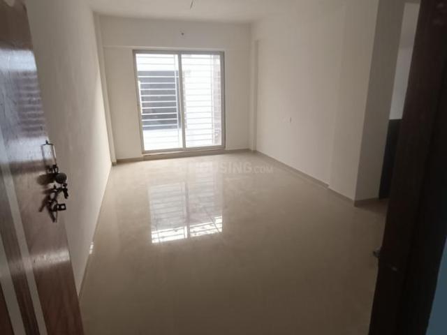 Flat for rent in Vapi, Valsad