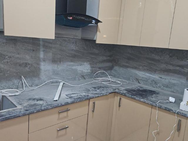 Flat for rent in South Delhi, Deri