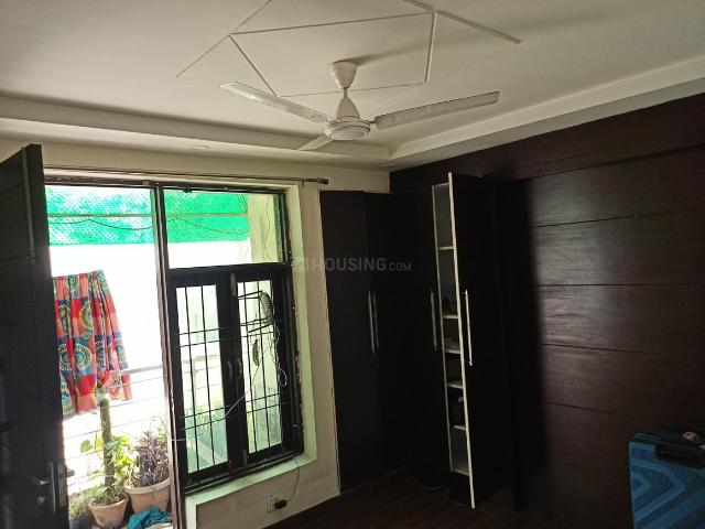 Flat for rent in South Delhi, Deri