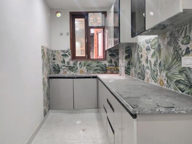 Flat for rent in South Delhi, Deri