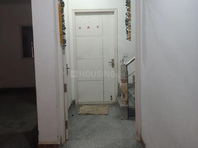 Flat for rent in South Delhi, Deri