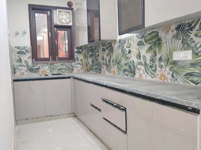 Flat for rent in South Delhi, Deri