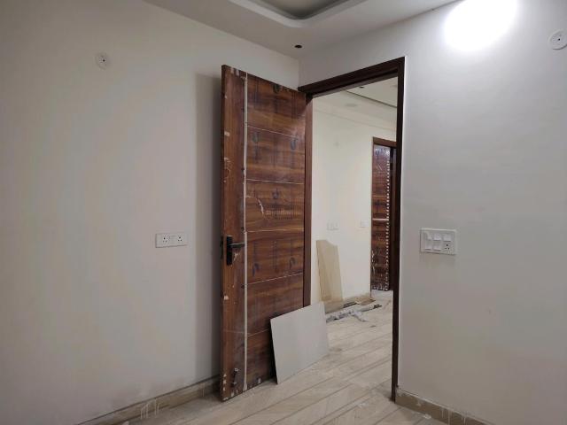 Flat for rent in South Delhi, Deri