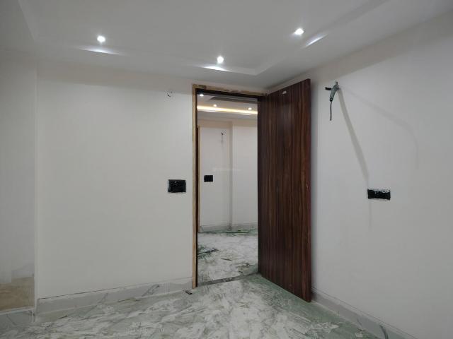 Flat for sale in Chhattarpur, Delhi