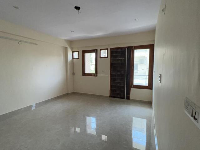Flat for rent in South West Delhi, Deri