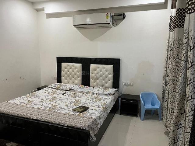 Flat for rent in Zirakpur, Punjab