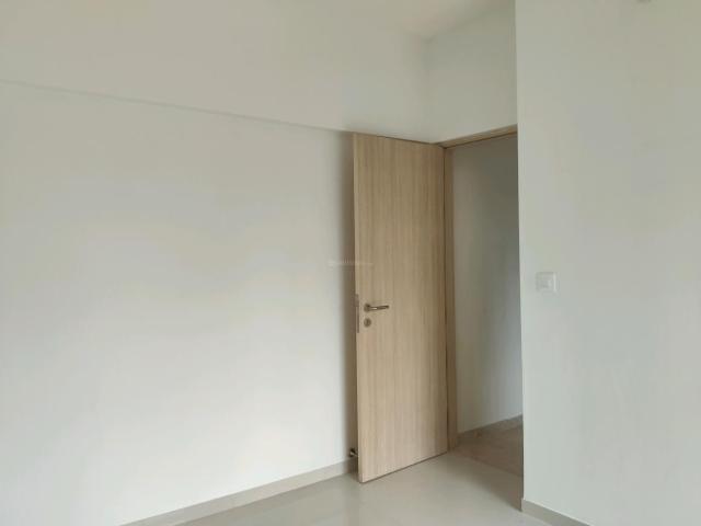 Flat for rent in Naupada, Thane