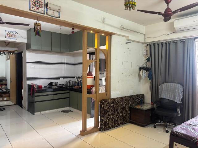 Flat for rent in Dindoli, Surat