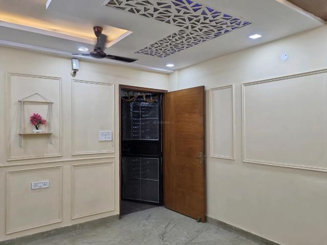 Flat for rent in Nawada, Delhi