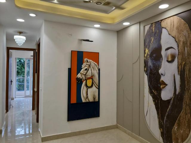 Flat for sale in West Delhi, Deri
