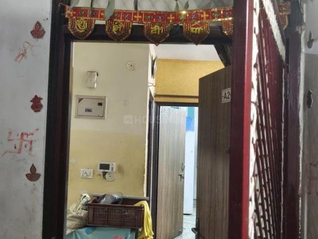 Flat for sale in West Delhi, Deri