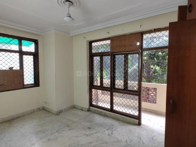 Flat for rent in Deri
