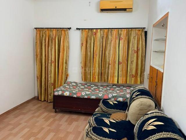 Flat for rent in Navrangpura - Ahmedabad, Gujarat