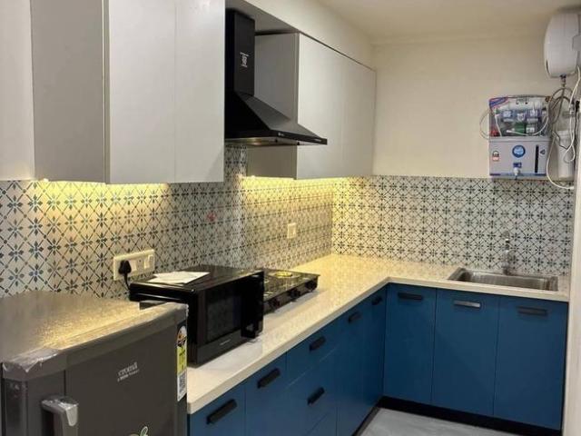 Flat for rent in South Delhi, Deri