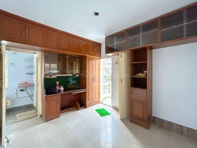 Flat for rent in Calcutta, West Bengal