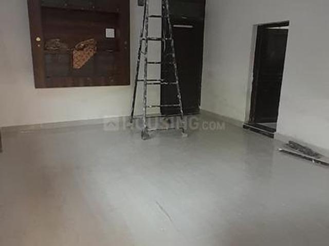 Flat for rent in Madya
