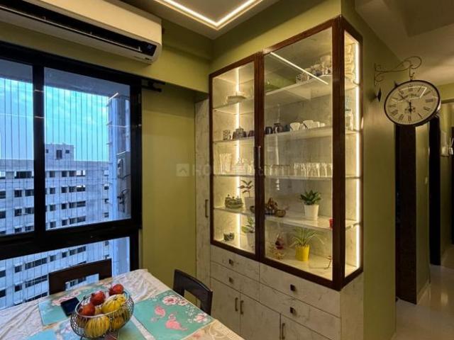 Flat for rent in Mumbai Zone 4, Mumbai