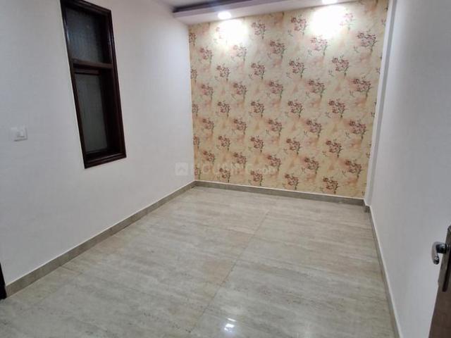 Flat for rent in Deri