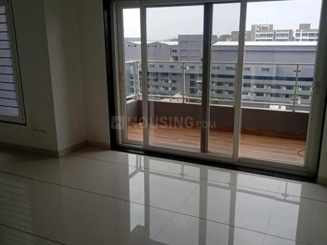 Flat for rent in Madya