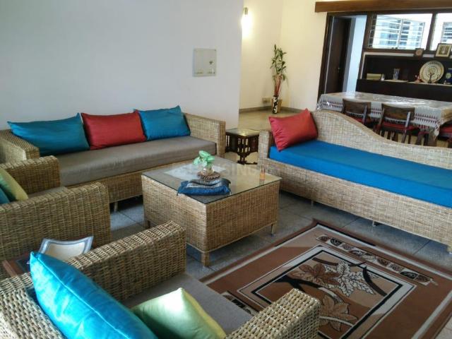 Flat for rent in South Delhi, Deri