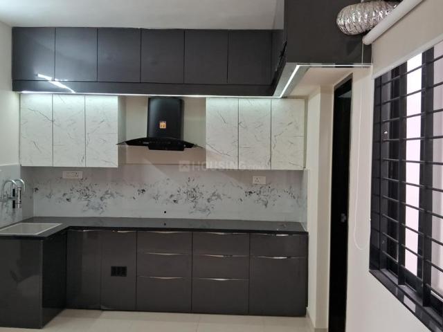 Flat for sale in Madya
