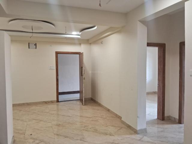 Flat for sale in Madya