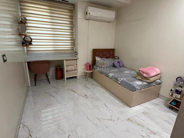 Flat for sale in Central Delhi, Deri