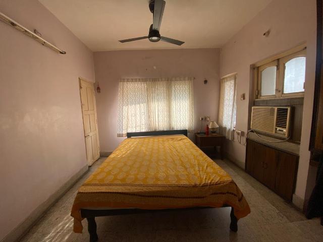 Flat for rent in Calcutta, West Bengal