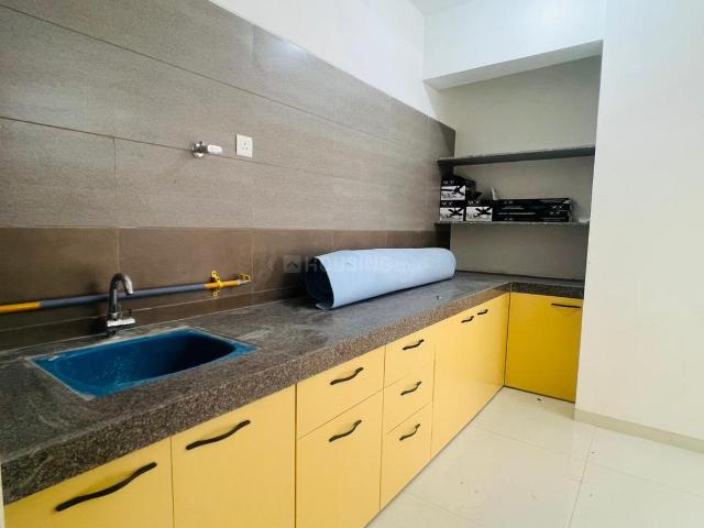 Flat for rent in Gota, Gujarat