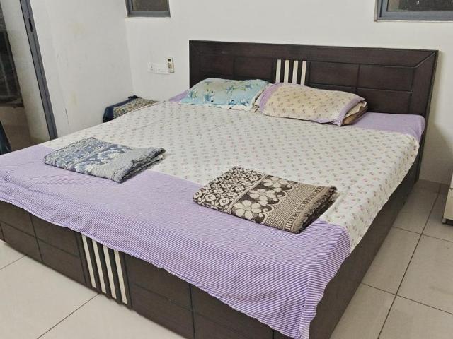 Flat for rent in Gota, Gujarat