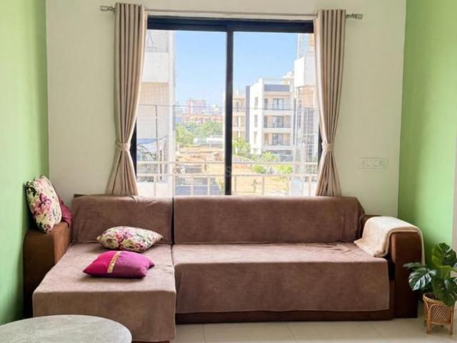 Flat for rent in Surat, Gujarat