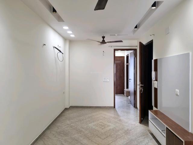 Flat for rent in South West Delhi, Deri