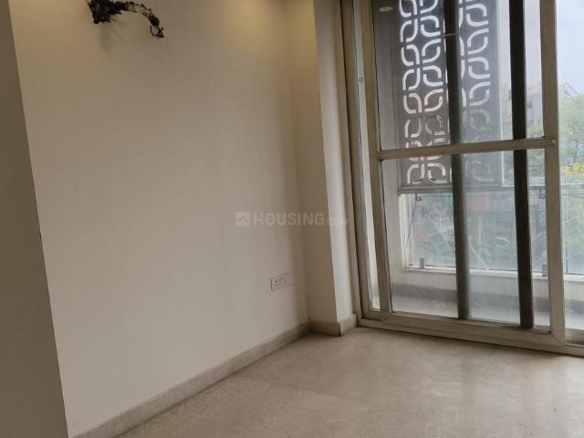 Flat for sale in South West Delhi, Deri