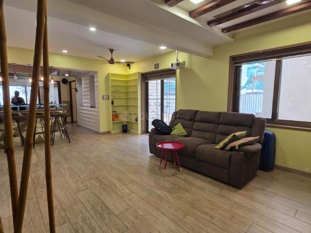 Flat for rent in Juhu, Mumbai
