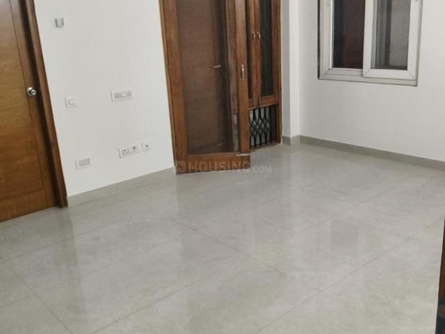 Flat for rent in Deri
