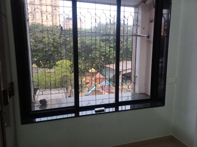 Flat for rent in Kandivali East, Mumbai Suburban District
