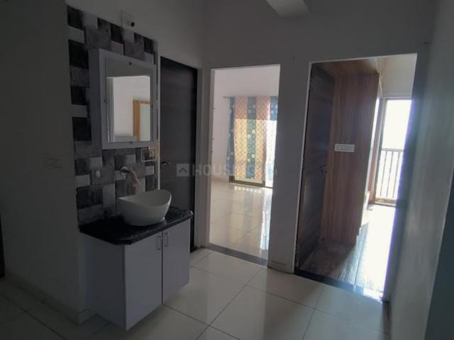 Flat for rent in Karamsad, Gujarat