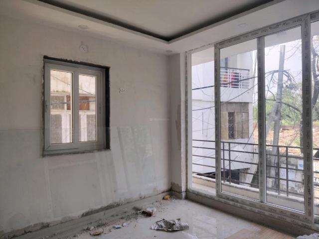 Flat for rent in South Delhi, Deri