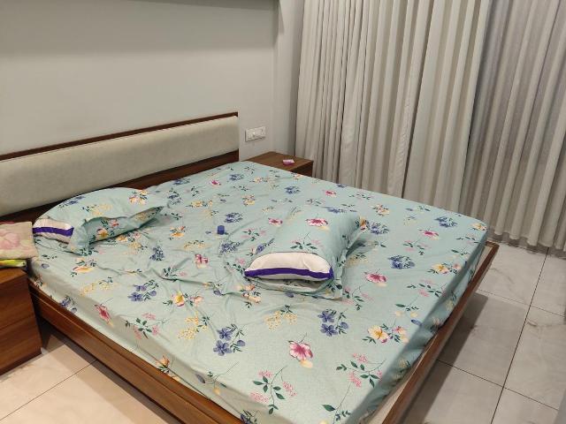 Flat for sale in Madya