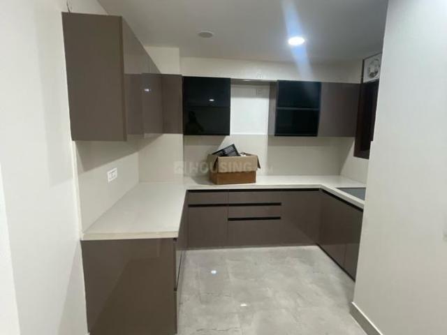 Flat for sale in Sainik Farms, Delhi