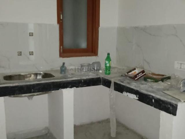 Flat for sale in Sainik Farms, Delhi