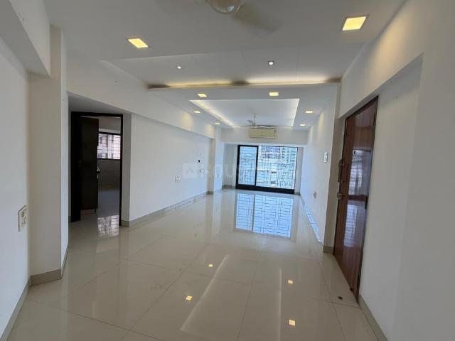 Flat for rent in Khar, Mumbai