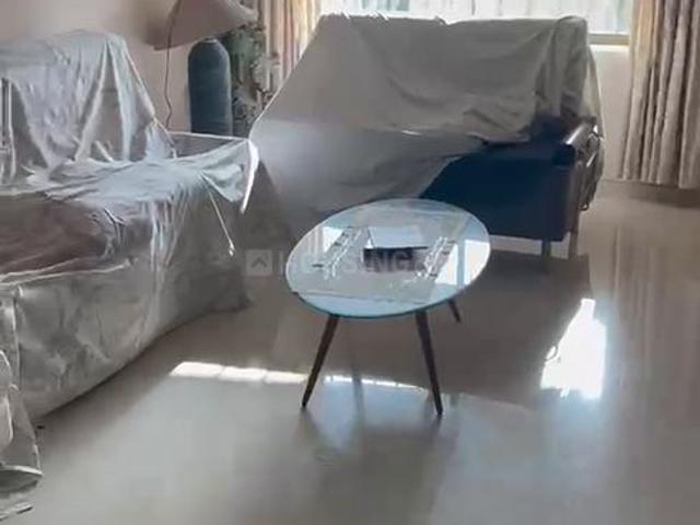 Flat for rent in Khar, Mumbai