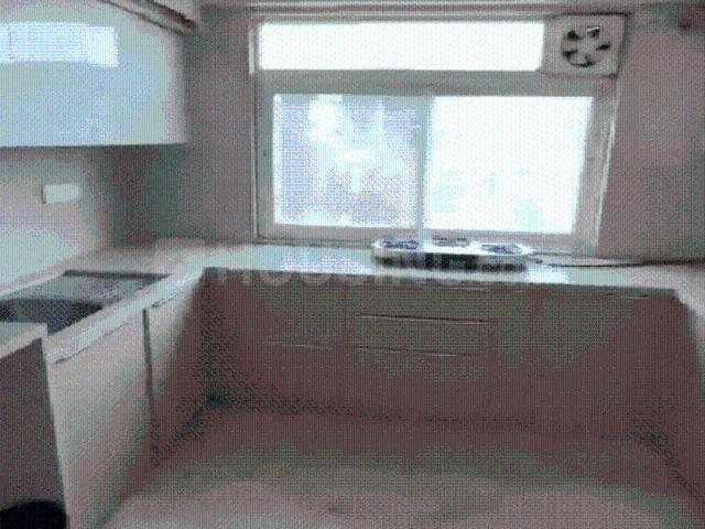 Flat for sale in Khar, Mumbai