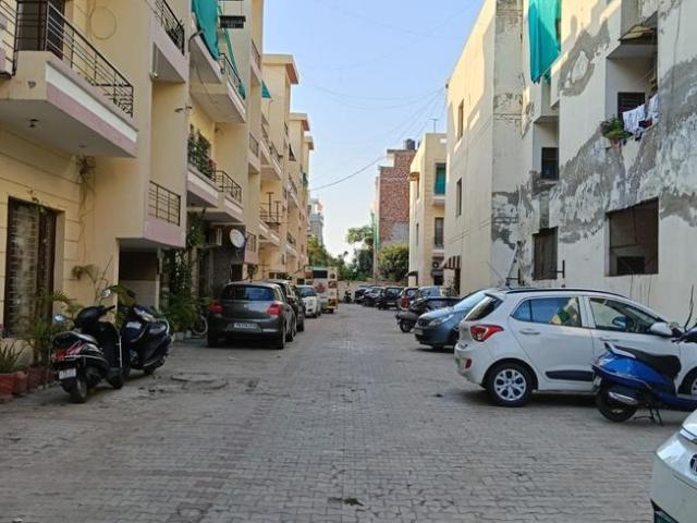 Flat for sale in Kharar, Punjab