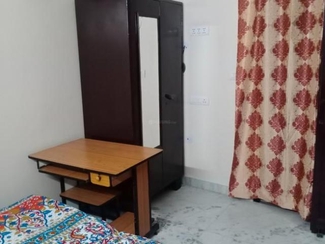 Flat for rent in South Delhi, Deri