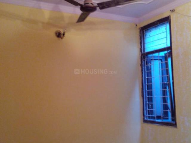 Flat for sale in South West Delhi, Deri